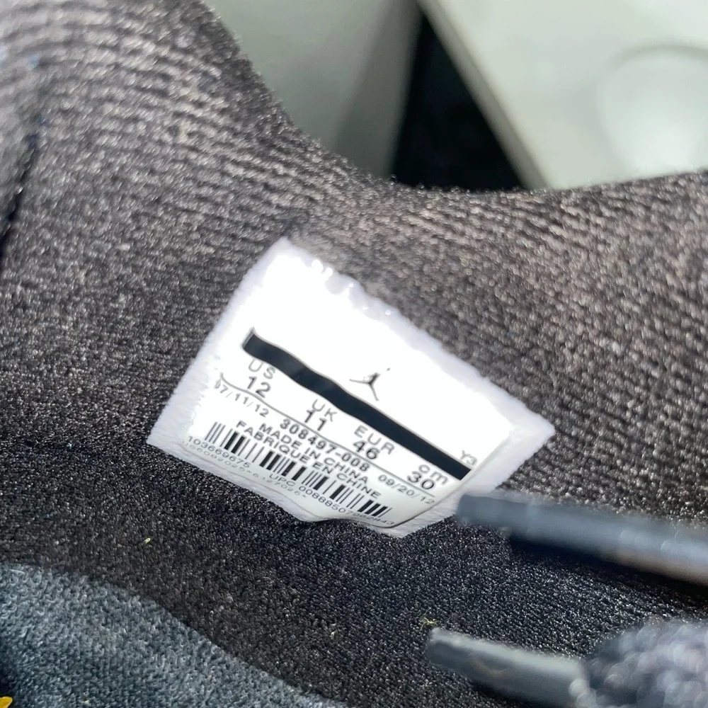 Jordan 4 thunder - Picture 6 of 7